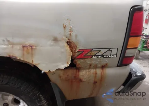 2005 GMC Sierra 1500 Sle z USA, uszkodzony, nr VIN 2GTEK19B051277267